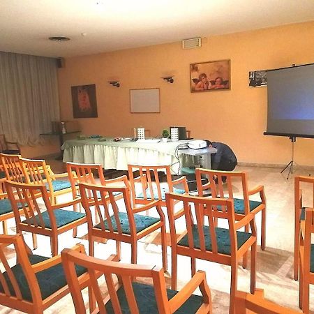 Hotel Rosa أبانو تيرمي المظهر الخارجي الصورة