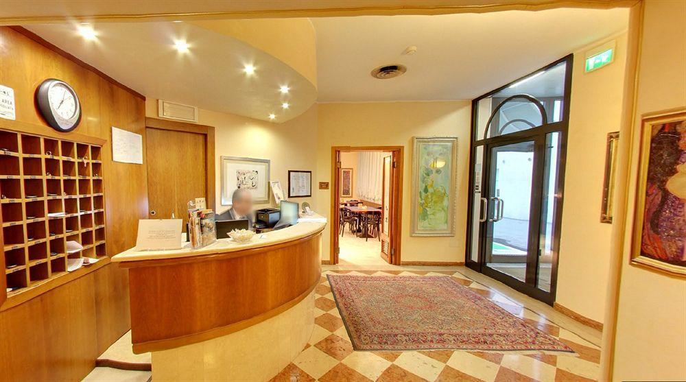 Hotel Rosa أبانو تيرمي المظهر الخارجي الصورة