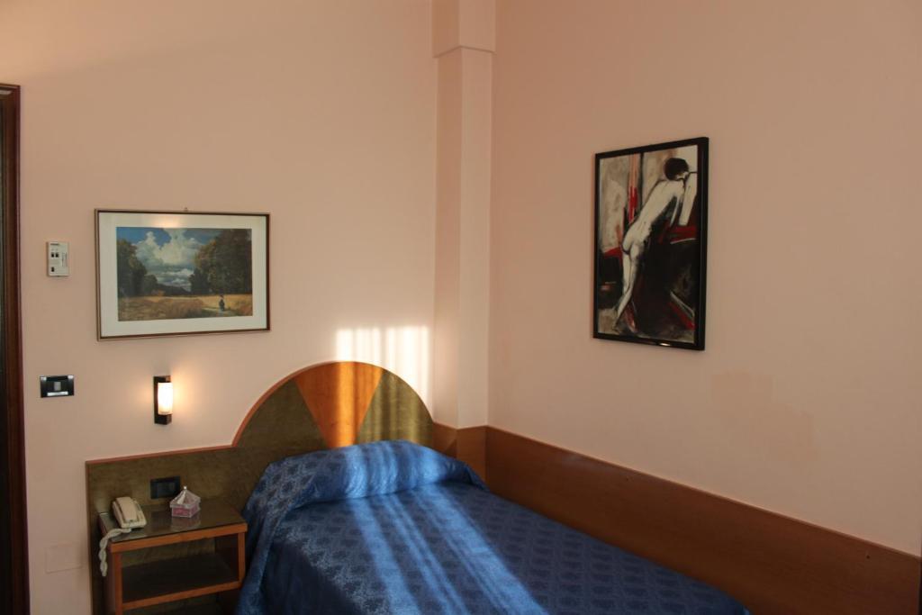 Hotel Rosa أبانو تيرمي الغرفة الصورة