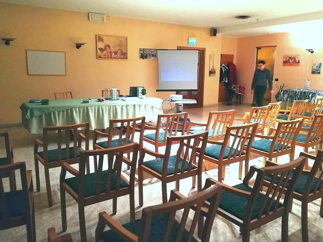 Hotel Rosa أبانو تيرمي المظهر الخارجي الصورة